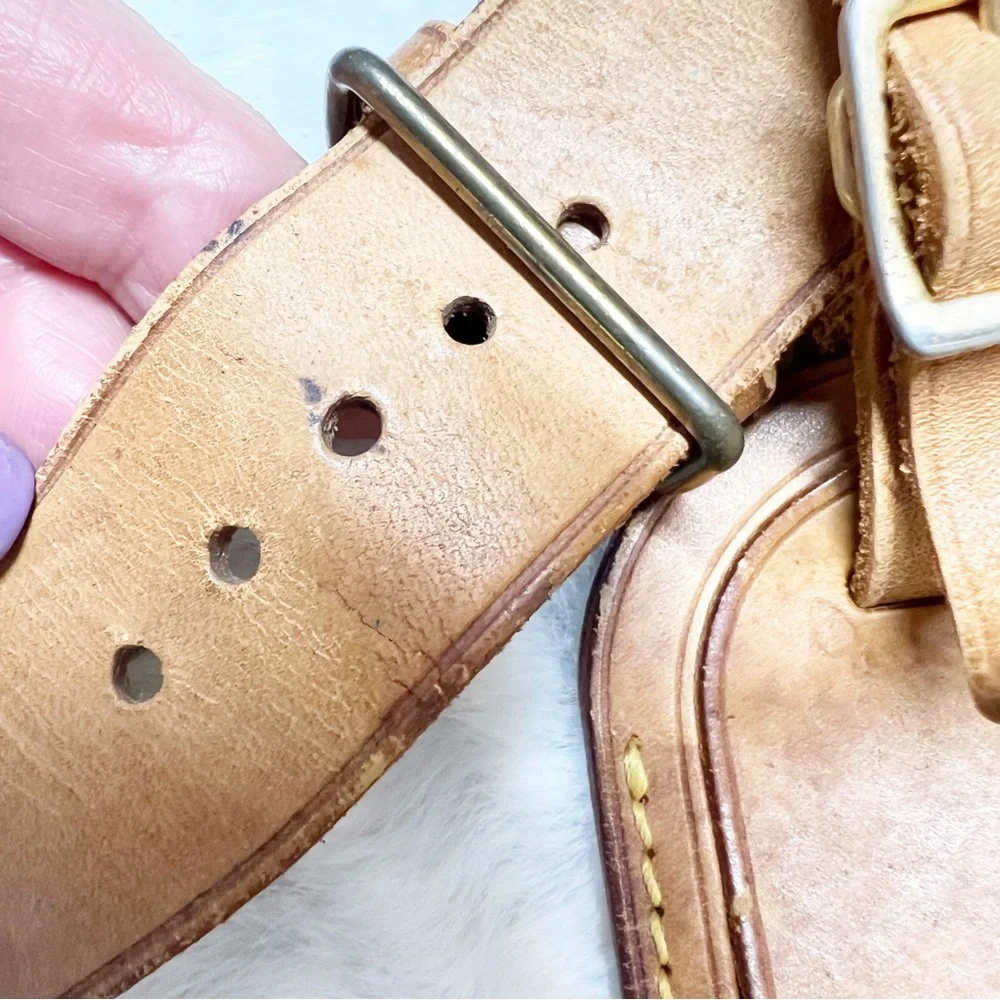 Louis Vuitton Poignet and Luggage Tag Set in Vachetta Leather Authentic